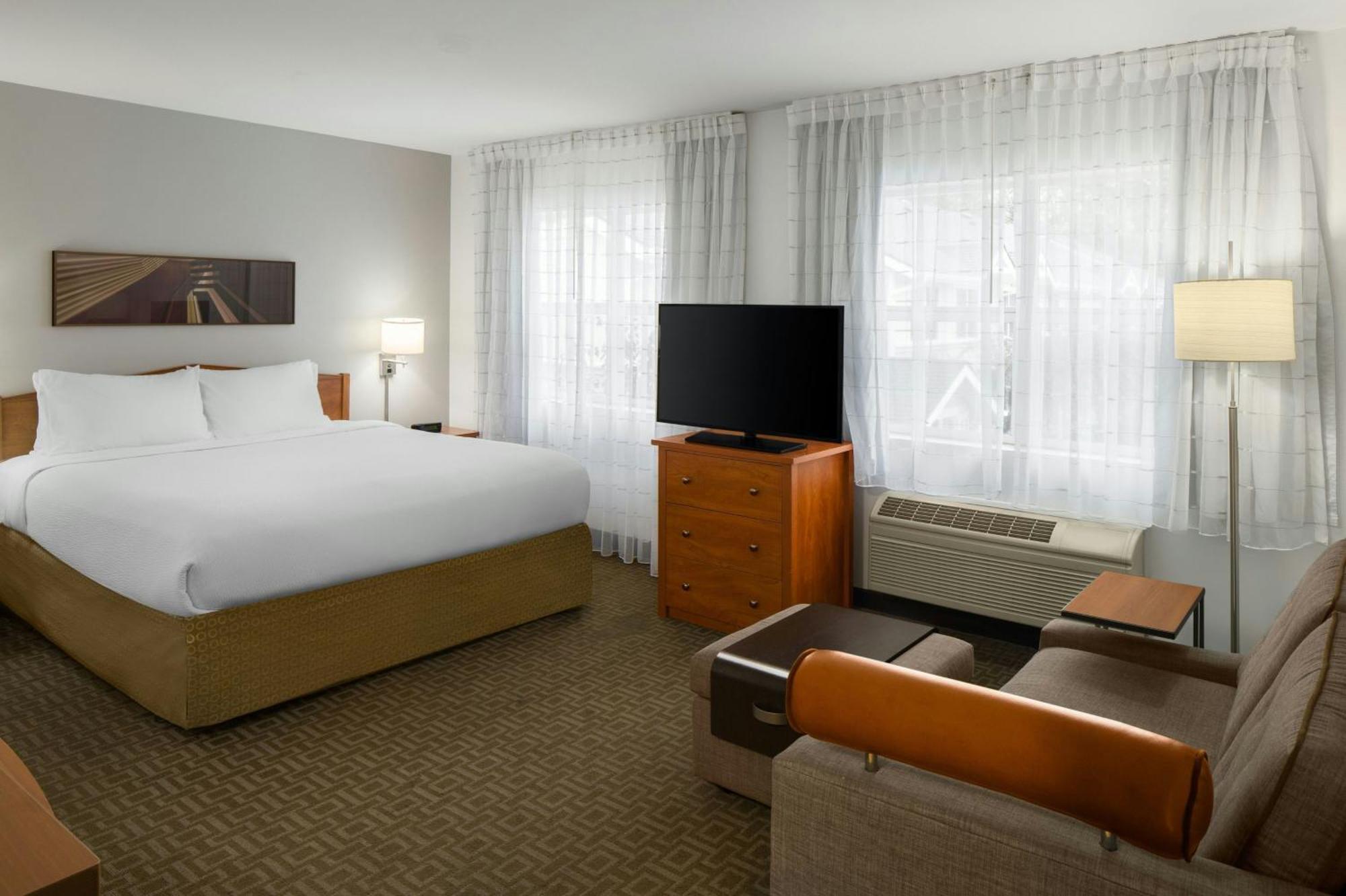 Towneplace Suites By Marriott Seattle Southcenter Kent Exterior foto